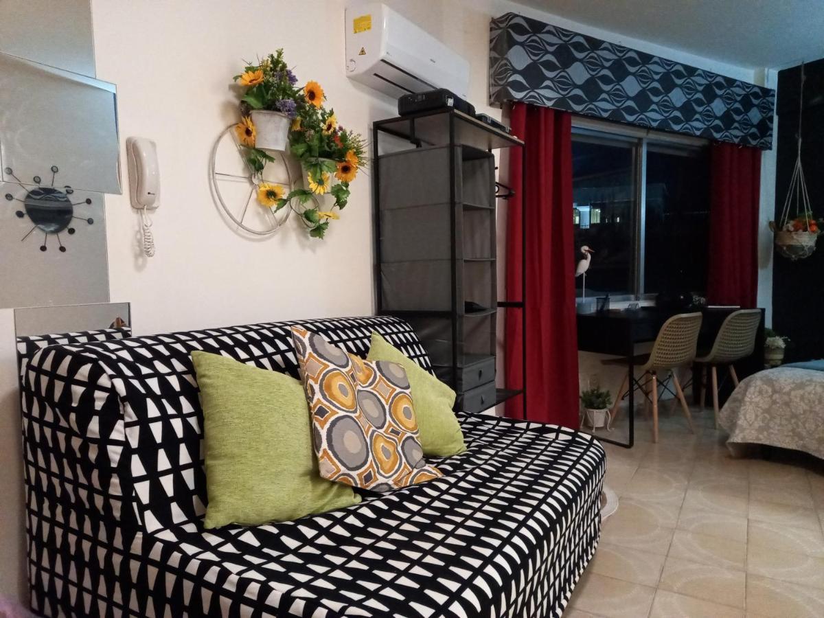 Artemis Boutique Apartment 2 Limassol Exteriör bild
